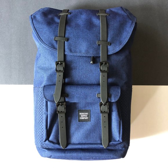 Herschel Supply Company Other - NEW Large Navy Herschel  Little America Back